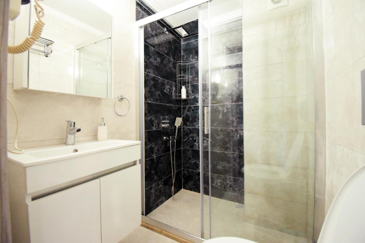 Eroglu City Hotel Фетхие Экстерьер фото